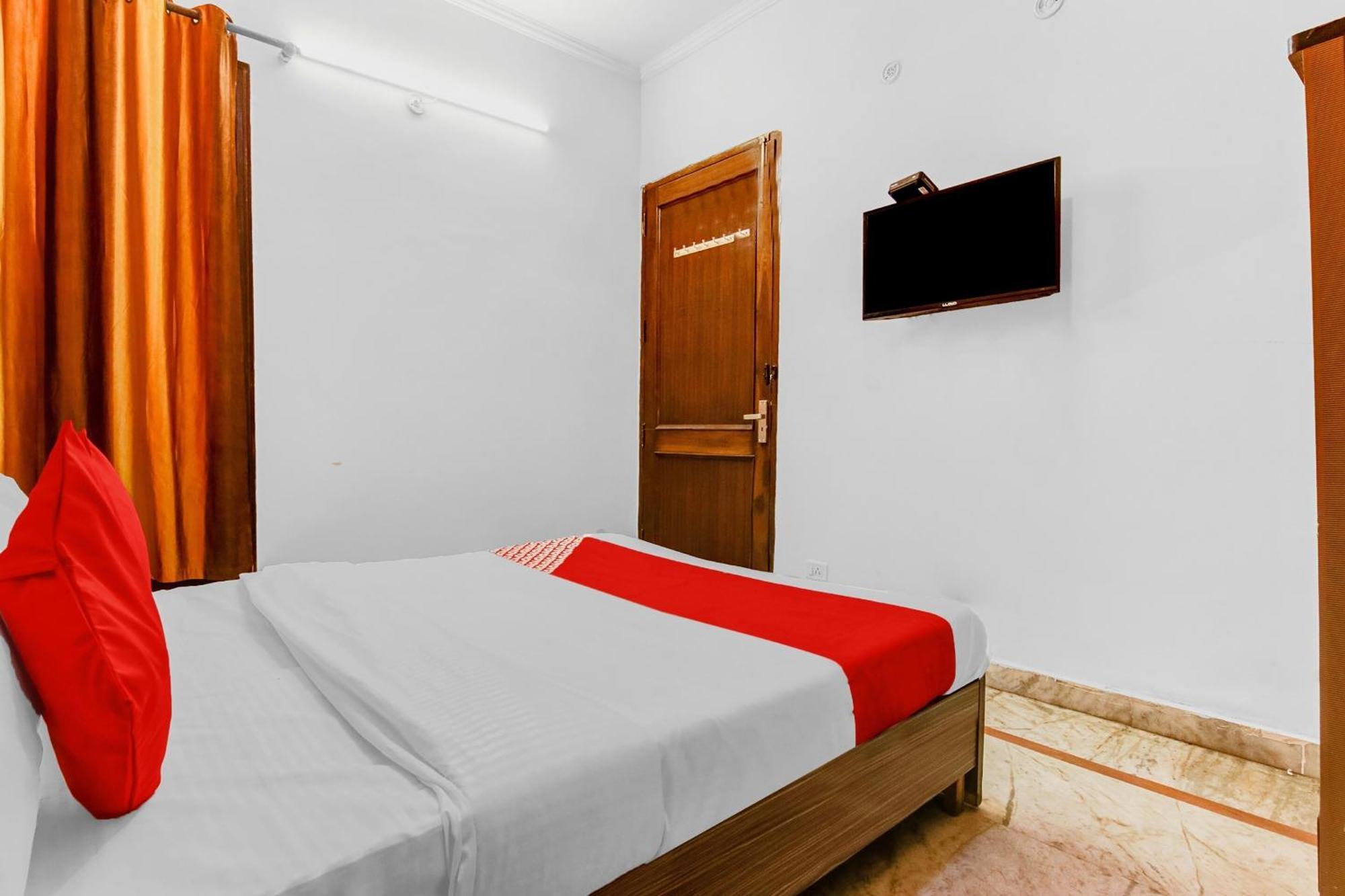 Hotel O Orlov Noida Eksteriør billede